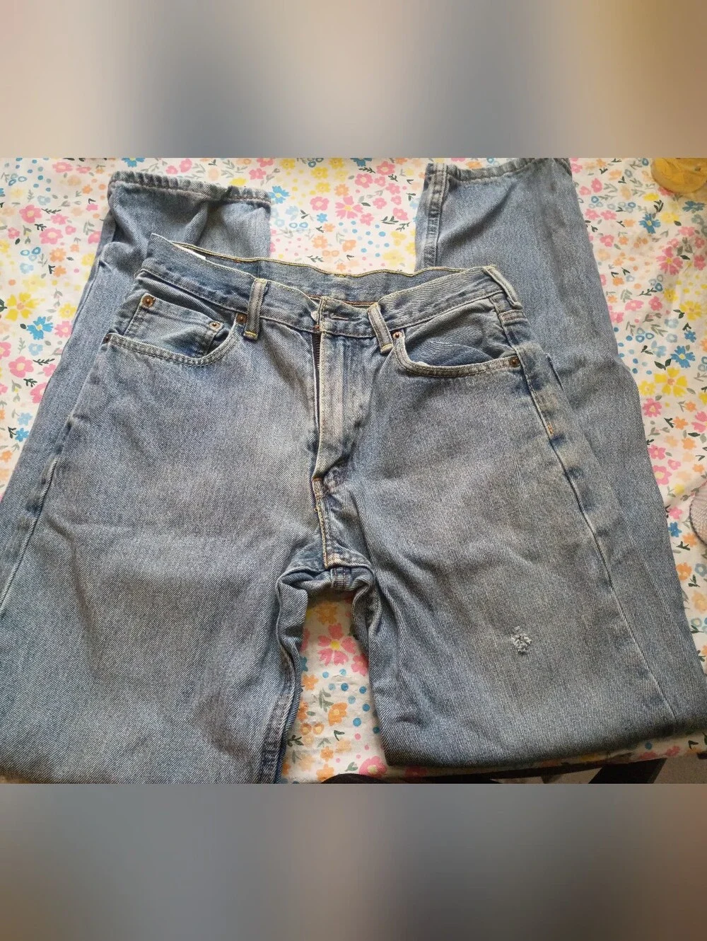 Levi's Men's Light Blue Relaxed Fit Denim Jeans